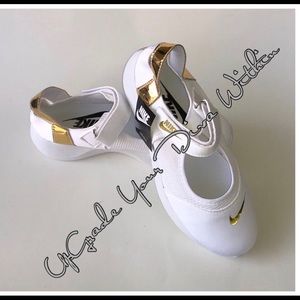 Womans Nike Comforts